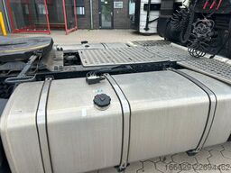 IVECO S-WAY 490 NAVI 2 Tanks Sehr gepflegt
