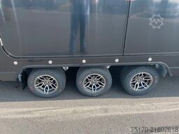 Brian James Trailers Race Transporter 7 / Länge: 6,16 m / 3.500 kg