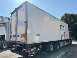 Volvo FH 16 550XL*8x2*Tief Kühlkoffer*ThermoKing*LBW