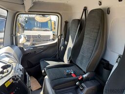MERCEDES-BENZ ATEGO 818 L Koffer 6,10 m LBW 1 to.*AHK*EURO 6 E