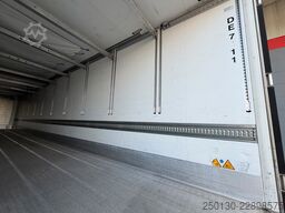 SCHMITZ CARGOBULL Doppelstock Tiefkühler /Telematic/Defrost