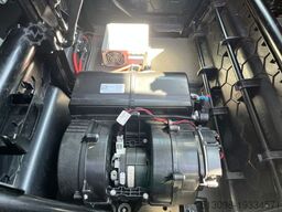 VOLKSWAGEN CRAFTER 2.0 TDI BOTT REGALS. STANDHZG. NAVI PDC