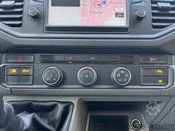 VOLKSWAGEN CRAFTER 2.0 TDI BOTT REGALS. STANDHZG. NAVI PDC