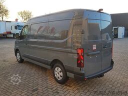 Renault Master 150.35 EURO 6 L2H2 GESLOTEN GRIJS URBA...