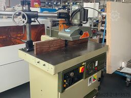 SCM T130 N