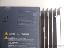 Siemens Sinamics S210 6SL3210-5HB10-4UF0 Umrichter SN:ZVM4XVM009136 0,4kW 240V~-ungebr.-