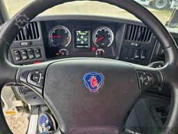 SCANIA P400 mit Orten Schwenkwand und Orten Schwenkwand