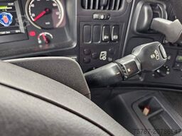 SCANIA P400 mit Orten Schwenkwand und Orten Schwenkwand