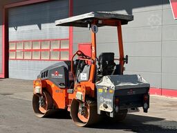 HAMM HD12 VV Tandemwalze mit Streuer