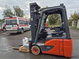 Linde E16C-02 - Triplex-Freihub 5,22m + Seitenschieber