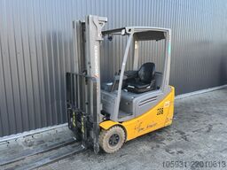 Jungheinrich EFG216