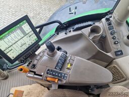 John Deere 6215R