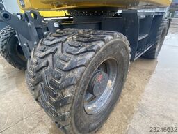 Komatsu PW148-11E0