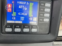 Komatsu PC30MR-5