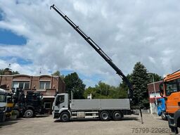 IVECO Pritsche + HIAB HIDUO 228 Kran
