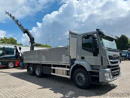 IVECO Pritsche + HIAB HIDUO 228 Kran