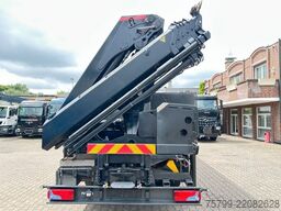 IVECO Pritsche + HIAB HIDUO 228 Kran