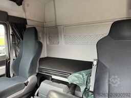 MAN TGX 26.480 6x2 Atlas 145.2 Kran Baustoff / AHK