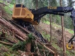  Tigercat LH 822 D Forstmaschine