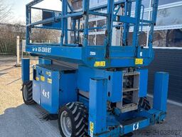 Genie GS 3369 RT - 12m Diesel Scherenarbeitsbühne 4x4