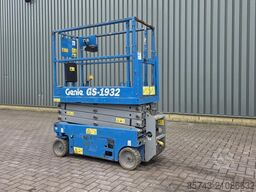 Genie GS1932 Electric, Working Height 7.8 m, 227kg Capac