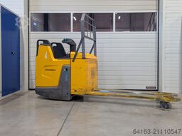 Jungheinrich ERE 225 f. P.