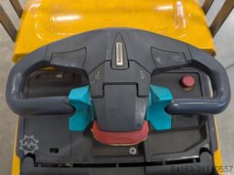 Jungheinrich ERE 225 f. P.