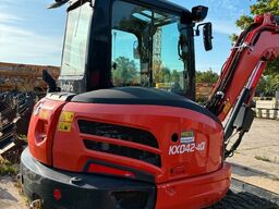 KUBOTA KX042