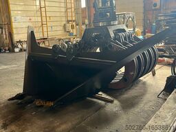 Hitachi ZX300 Trapeze Bucket