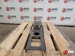 Mercedes Occ dwarsbalk voorframe Mercedes