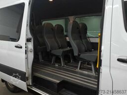 Mercedes-Benz Sprinter 317 CDI Kombi,Rollstuhllift,8Sitze