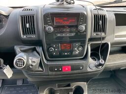 PEUGEOT Boxer Kipper/ 121kw/ Staukasten/ AHK 3.0t/ AC