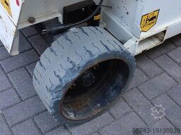 Holland Lift Ecostar HL-11812 Electric, 14m Working Height, 300