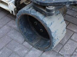 Holland Lift Ecostar HL-11812 Electric, 14m Working Height, 300