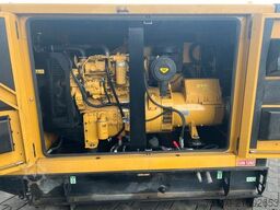Caterpillar DE65E3 / Stromerzeuger / 60KVA / 2017 / 17.917h