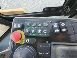 Caterpillar CS66B Walzenzug / 2017 / nur 630h! / Klima