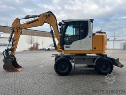 Liebherr A 910 C Litronic / 2.381h / SW33