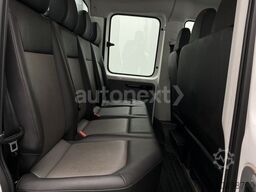 VOLKSWAGEN Crafter 35 Maxi Doka *HIAB Kran 995kg* AHK 3,0t