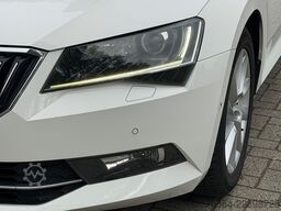 SKODA Superb 2.0 TDI SCR DSG Active Combi Panoramadach