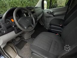 MERCEDES-BENZ Sprinter 213 Cdi BlueTec 9Sitze Schiebetür Klima