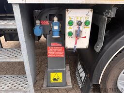 Renault D12 Steiger  France Elevateur 192 CPM