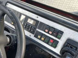 Terberg YT182 / Motor Problem - Oil Pressure / 2006 / C...