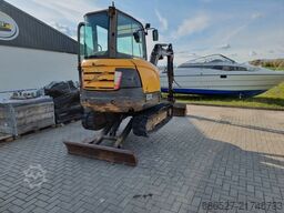 VOLVO EC27