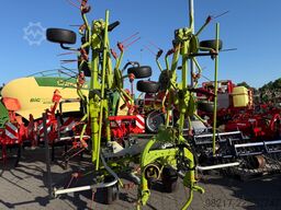 CLAAS Volto 900