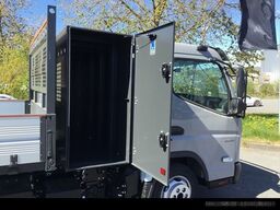 MITSUBISHI Canter 3C15 Hinterkipper mit Staubox AHK3,5/grau