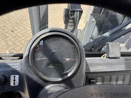 LINDE H16T-03 Triplo 445 Freelift / Sideshift LPG 2005