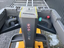 Jungheinrich EKM202