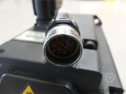 KUKA Kuka 1FK7103-5AF81-1YY3-Z Servo Motor SN: YFV050655157015