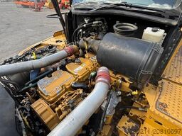 CAT 745 C (CE /Low Hours)