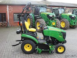 John Deere 1026R